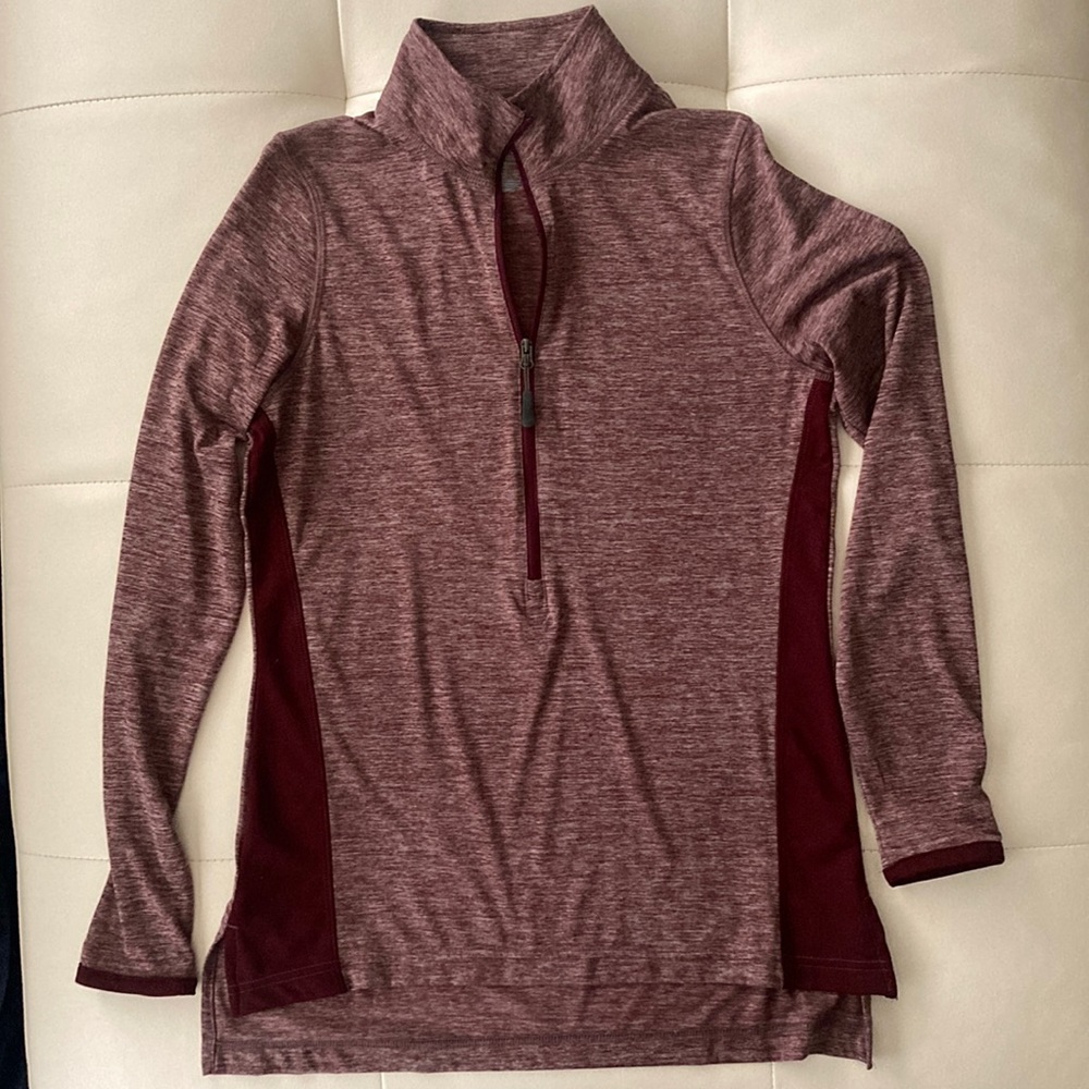 Champion burgundy 3/4 zip front light weight pull over women’s extra small